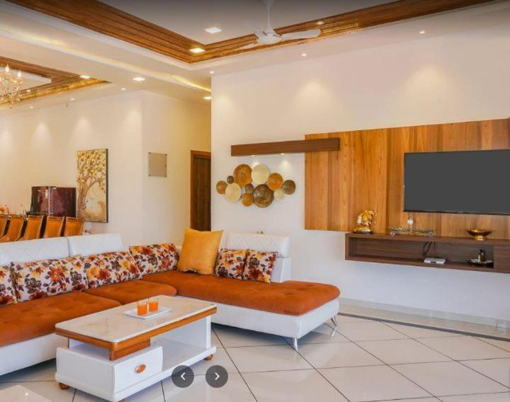 7Bhk Villa With Wonderful View And Good Food Lonavala Εξωτερικό φωτογραφία